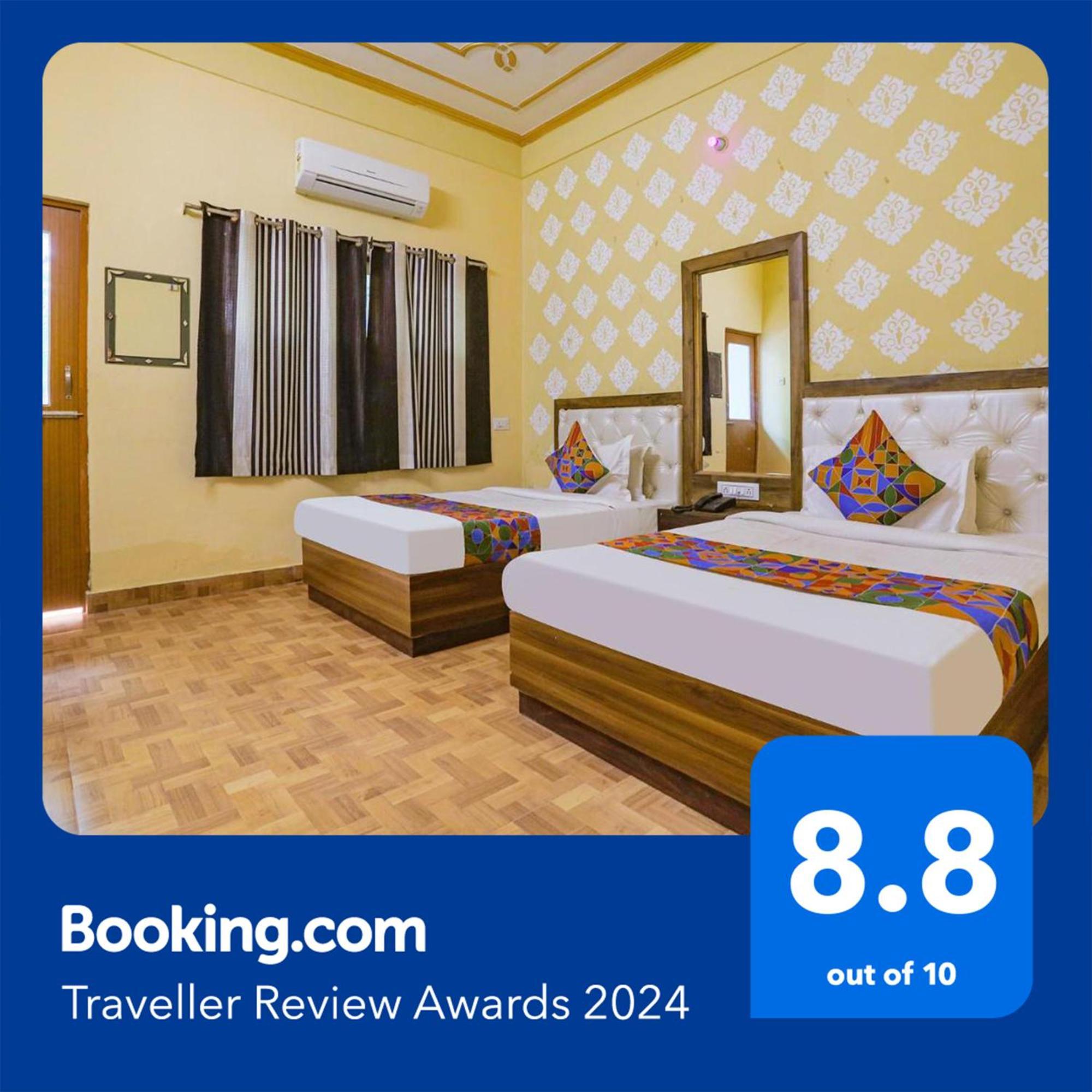 ורנאסי Fabhotel Shivam Palace מראה חיצוני תמונה